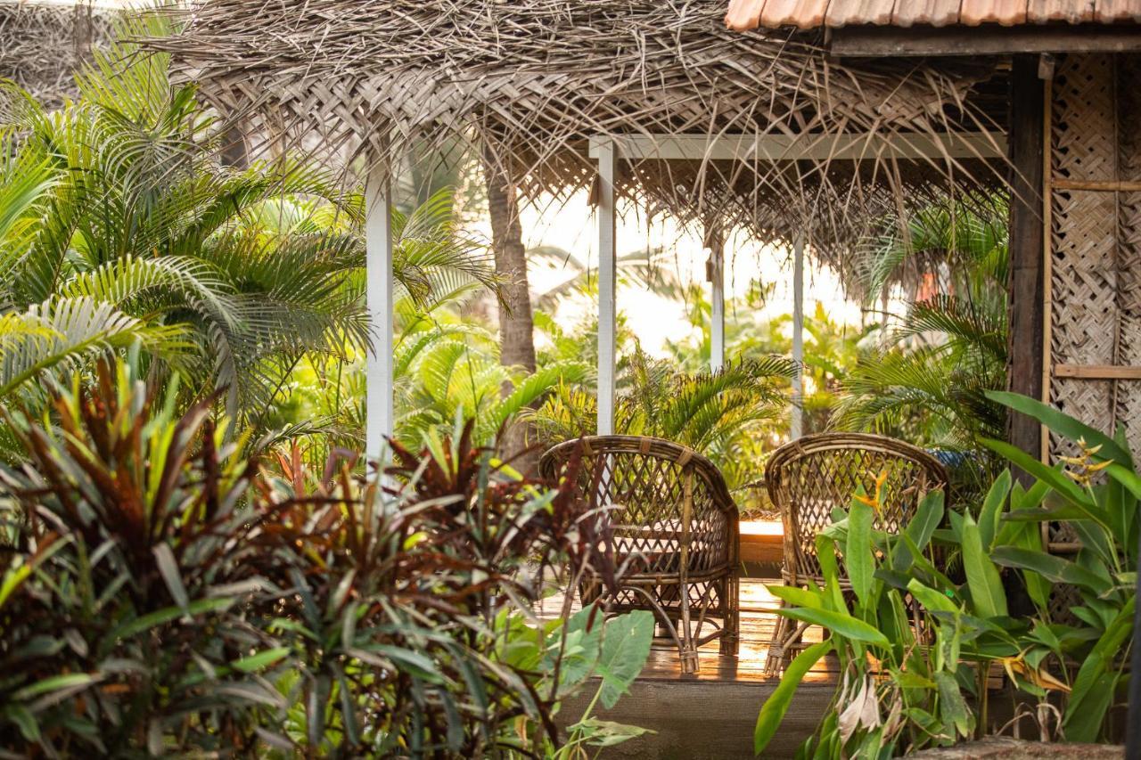 Agonda Shell Beach Resort Canacona Ngoại thất bức ảnh